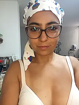 Snapshot of Isabellaa22_1 chatting on October 24, 3:19 pm Isabellaa22 1 online show from October 24, 3:19 pm