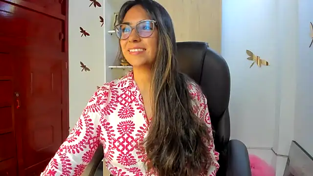 Snapshot of Isabellaa22_1 chatting on November 4, 6:07 pm Isabellaa22 1 online show from November 4, 6:07 pm