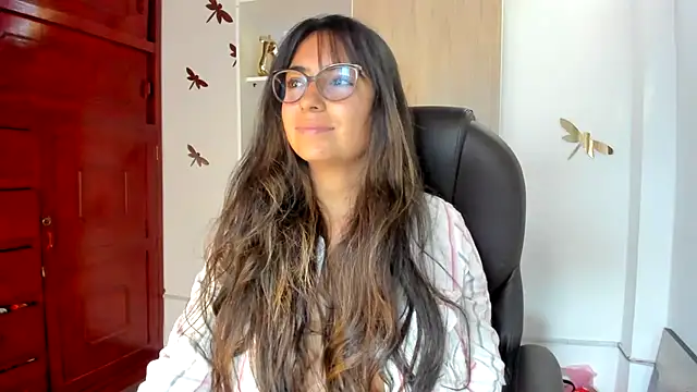 Snapshot of Isabellaa22_1 chatting on November 15, 5:31 pm Isabellaa22 1 online show from November 15, 5:31 pm