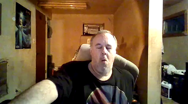 Nightshade7712 online show from December 24, 10:28 pm