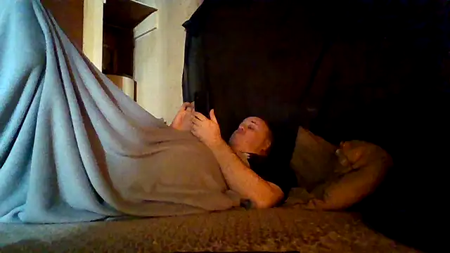 Nightshade7712 online show from December 5, 7:21 pm