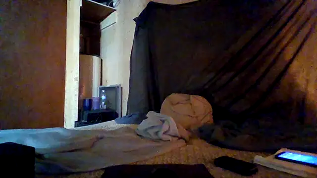 Nightshade7712 online show from February 1, 4:16 pm