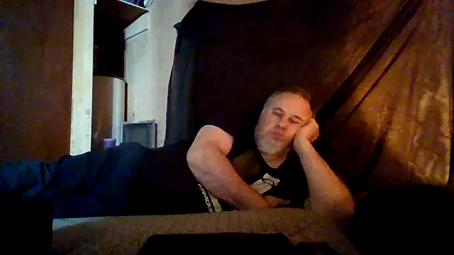 Nightshade7712 online show from February 17, 4:42 am