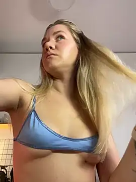 teasecake online show from December 6, 1:18 am