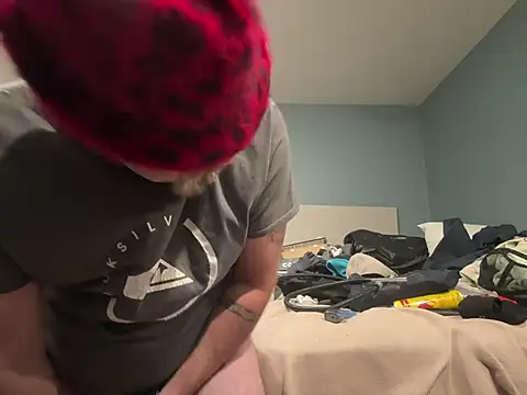 JakTRipr online show from March 21, 5:00 am