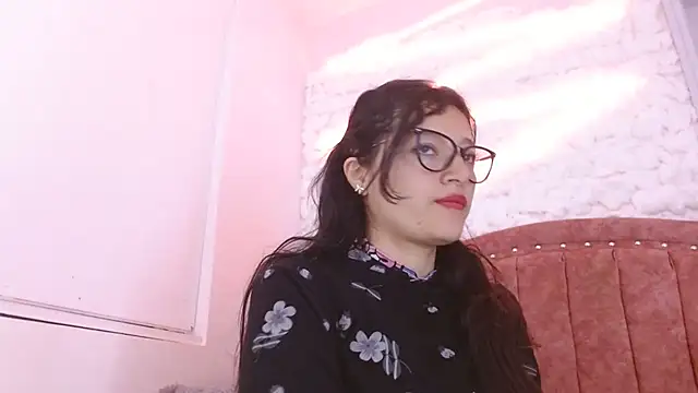 lunazulsj online show from January 30, 1:21 pm