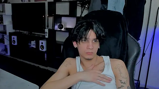 MarkBrowniii online show from March 24, 8:47 pm