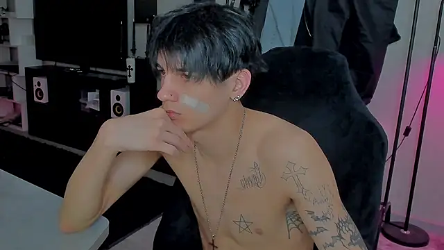 MarkBrowniii online show from April 4, 4:48 pm