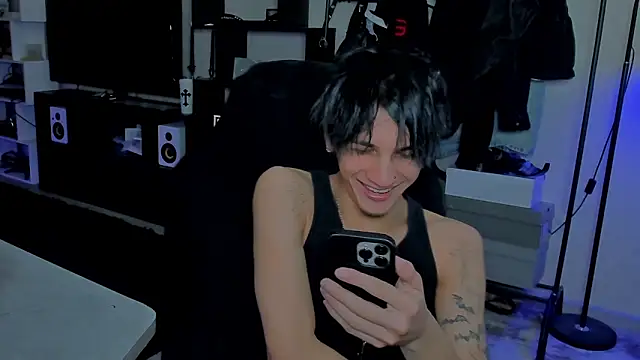 MarkBrowniii online show from April 27, 2:15 pm