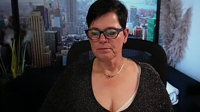 ninarandmann online show from November 1, 7:49 pm