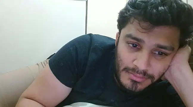 Snapshot of robintoit chatting on February 18, 5:42 pm robintoit online show from February 18, 5:42 pm