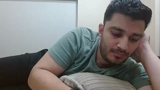 Snapshot of robintoit chatting on October 7, 6:38 pm robintoit online show from October 7, 6:38 pm