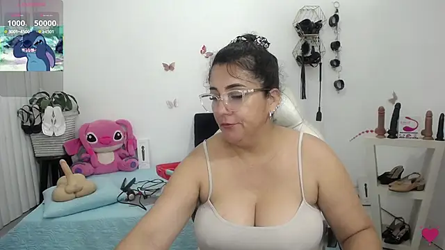 mom hot   online show from June 15, 5:59 pm