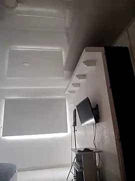 Natasha milf   online show from October 17, 1:03 pm