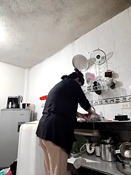 Natasha milf   online show from November 27, 2:57 am