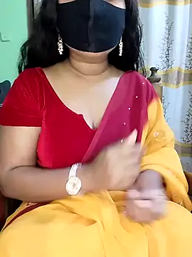 Idhika Paul online show from January 29, 5:02 pm