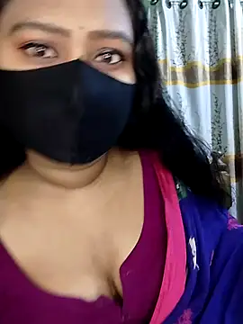 Idhika Paul online show from February 4, 11:27 pm