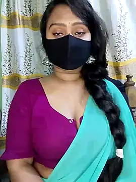 Idhika Paul online show from February 7, 7:59 pm