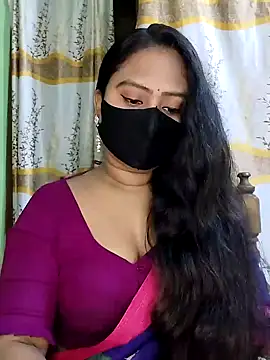 Idhika Paul online show from February 9, 2:29 pm