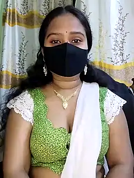 Idhika Paul online show from February 11, 12:48 pm