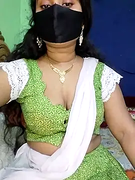 Idhika Paul online show from February 11, 3:51 pm