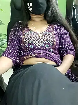 Idhika Paul online show from November 25, 12:16 pm