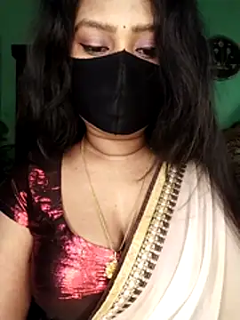 Idhika Paul online show from April 8, 12:43 am