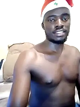 MaskedGQ online show from December 18, 2:17 pm
