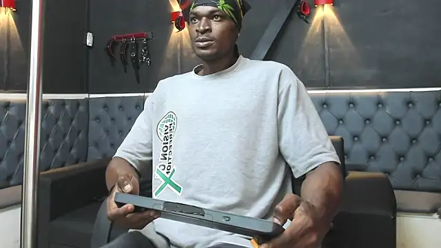 Terrance z online show from December 16, 11:10 pm