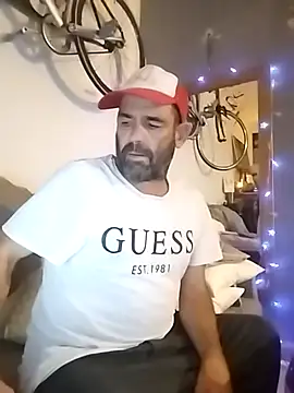 DJUX online show from February 21, 4:51 am