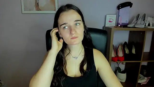 KateDelight online show from November 2, 7:44 am