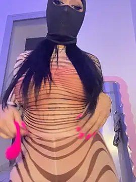 kamila french online show from February 28, 11:06 pm