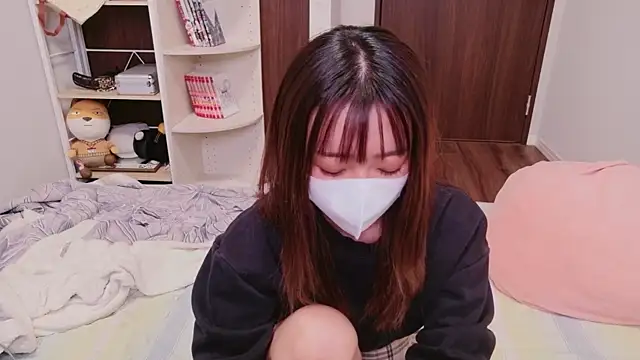 ayu yu xo online show from March 10, 12:21 pm