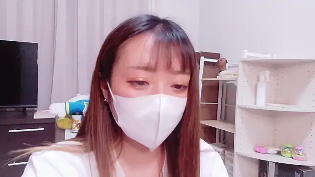 Snapshot of ayu_yu_xo chatting on May 14, 9:27 am ayu yu xo online show from May 14, 9:27 am