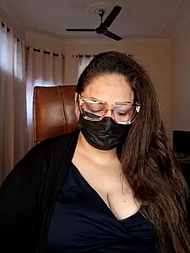 Snapshot of SEXY-Sardarni chatting on January 8, 8:05 am SEXY-Sardarni online show from January 8, 8:05 am