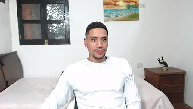 Jhors  Collens online show from November 25, 2:00 am