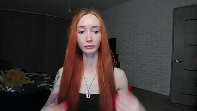 Roxy Silver online show from October 25, 9:09 pm