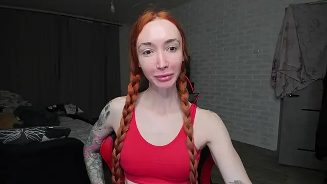 Snapshot of Roxy_Silver chatting on November 25, 6:41 pm Roxy Silver online show from November 25, 6:41 pm