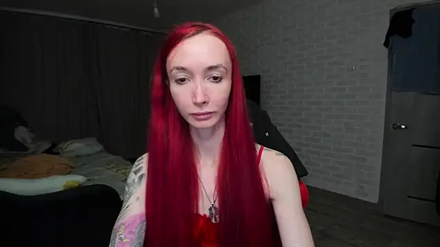 Snapshot of Roxy_Silver chatting on January 9, 12:30 pm Roxy Silver online show from January 9, 12:30 pm