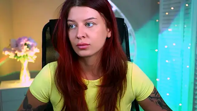 NicoleMun online show from March 25, 12:33 pm