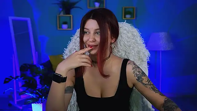 NicoleMun online show from June 7, 4:44 pm