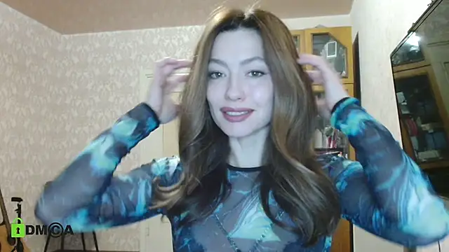 alicia spicy online show from December 18, 4:20 am