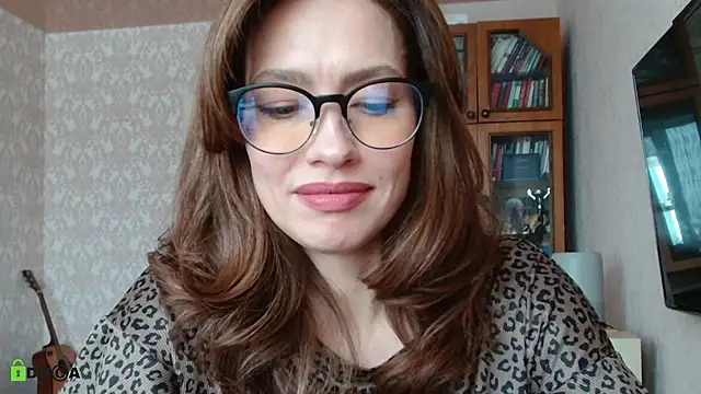 alicia spicy online show from March 12, 8:09 am