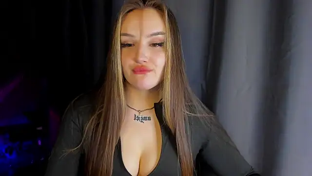Snapshot of little_m0use chatting on January 22, 3:40 pm little m0use online show from January 22, 3:40 pm