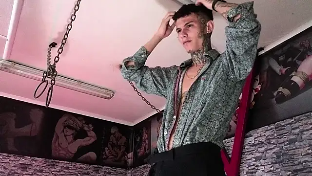 Stuart Boy  online show from September 21, 2:13 am