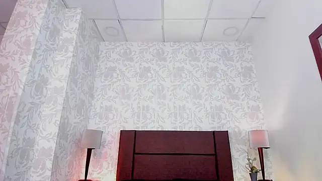 xenia golden online show from December 5, 1:52 pm