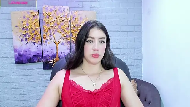 Snapshot of _AlejaCruz_ chatting on November 3, 5:47 pm AlejaCruz online show from November 3, 5:47 pm