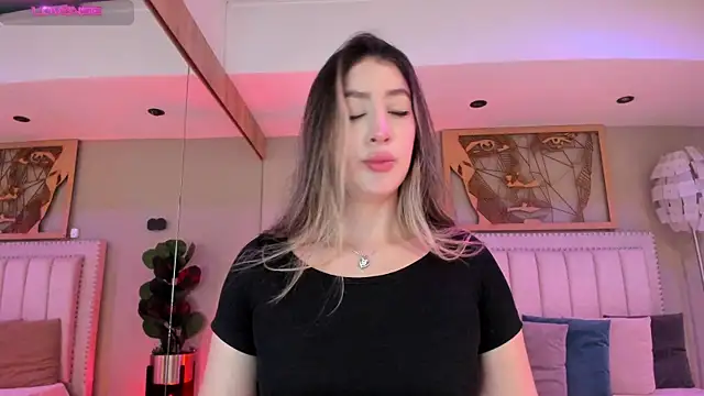 Snapshot of _AlejaCruz_ chatting on July 16, 7:42 pm AlejaCruz online show from July 16, 7:42 pm