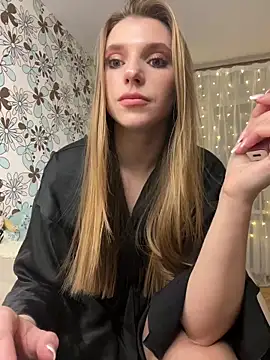 adel secret online show from December 22, 8:36 pm