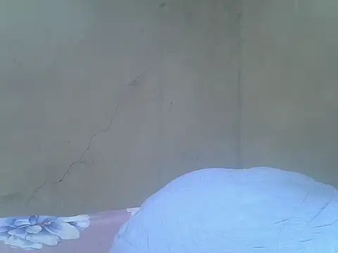 Snapshot of hairyswt_pus chatting on November 30, 12:31 pm hairyswt pus online show from November 30, 12:31 pm